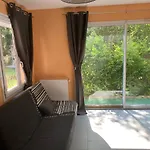 La Caronniere فندق مبيت وإفطار 3*