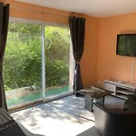 La Caronniere Bed & Breakfast 3*