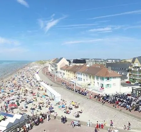 La Caronnière Couette-café 3*