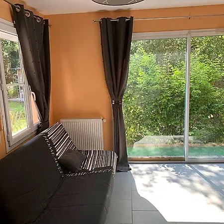 La Caronniere Bed & Breakfast 3*