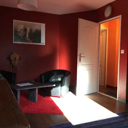 La Caronnière Couette-café 3*