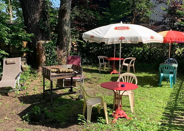 Couette-café La Caronnière 3*