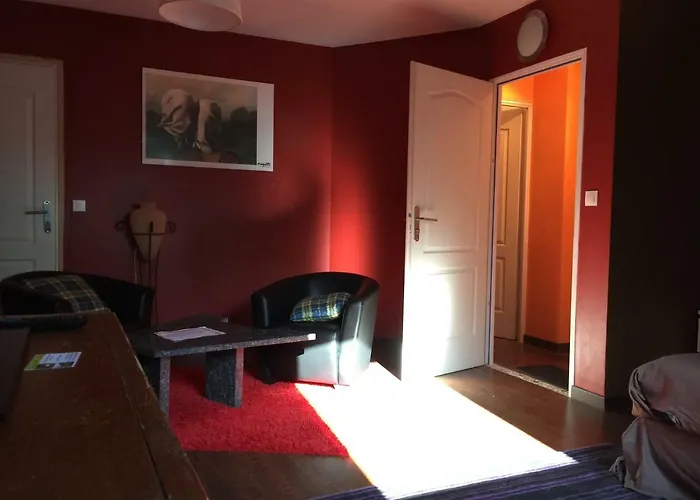 La Caronnière Couette-café 3*